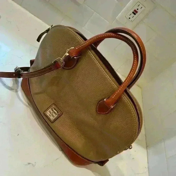 DOONEY & BOURKE Pebbled Grain Zip Zip Satchel Pre-Owned - Picture 3 of 16